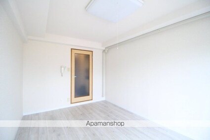 東京都新宿区高田馬場１丁目[1K/17.87m2]のリビング・居間3