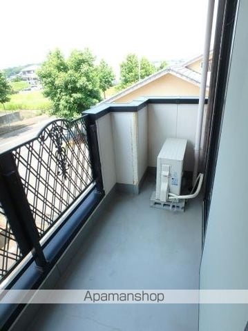 クレストの内装写真
