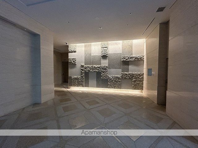 リバーガーデンタワー上町台筆ヶ崎の玄関写真