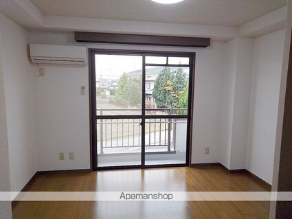 カリーテ飛翔[1K/26.4m2]のリビング・居間