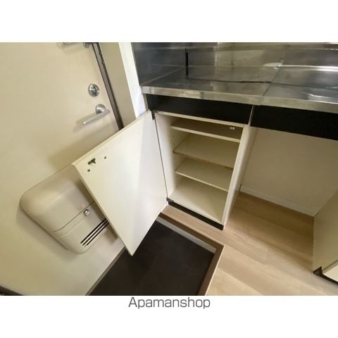 オリーブの内装写真
