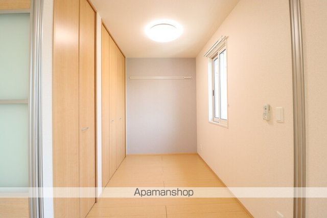 クレスト・ワンの内装写真