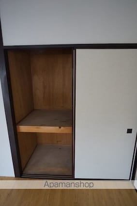 アパルトマン四谷[2DK/42.9m2]の収納