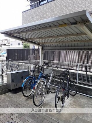 コモド　カーサ[1R/34m2]の駐車場