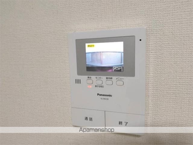REEL.74の内装写真