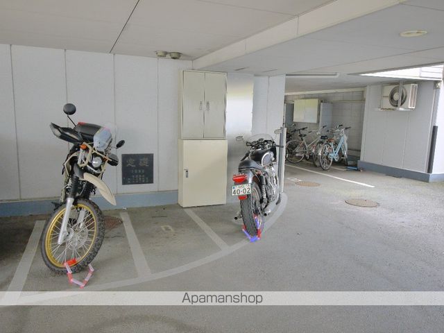 BONNY HIROZIのその他写真