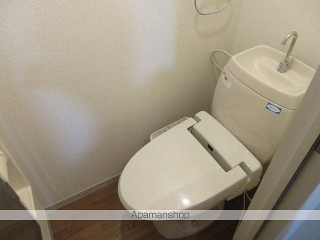 エリア008の内装写真