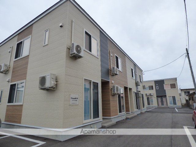 ヴェルナルドIII B棟の外観写真