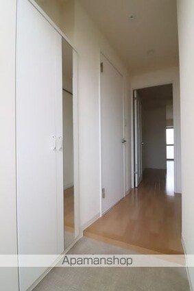 東京都立川市高松町３丁目[1LDK/40.33m2]の玄関