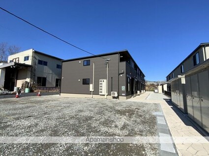 プリムヴェール[1LDK/50.01m2]の駐車場