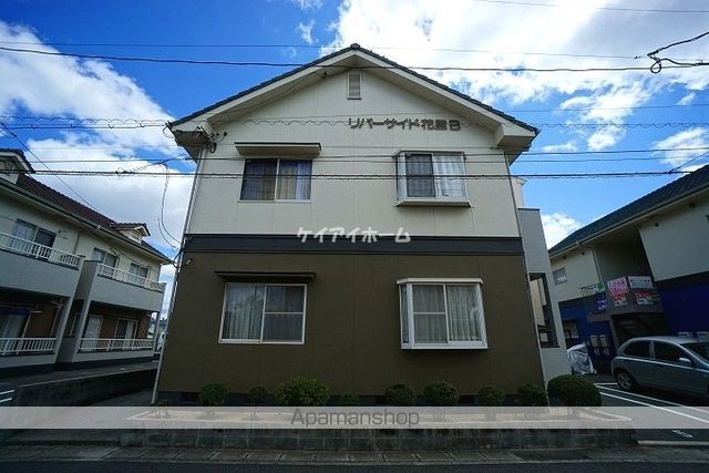 リバーサイド花里 B棟の外観写真