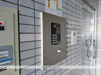ロイヤル比治山[1R/25.2m2]の共用部3