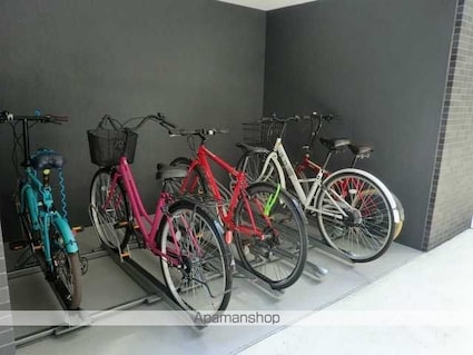 エス　グランデ[1K/29m2]の外観2