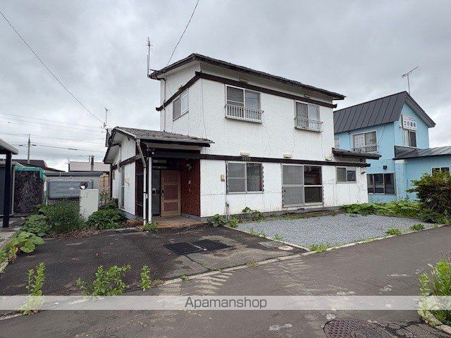 滝川市 2階建 築51年の外観写真