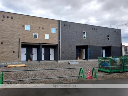 オ　シャン[2LDK/62.28m2]の外観