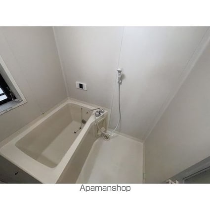 東京都港区元麻布３丁目[1LDK/47.2m2]のバス