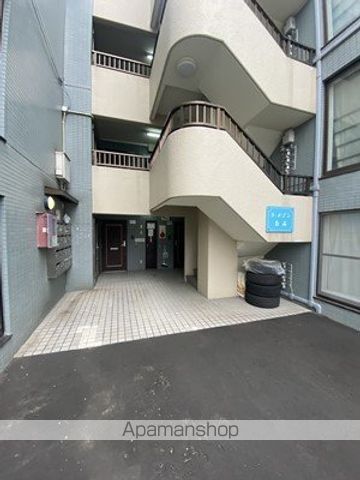 ラ・メゾン白石の玄関写真