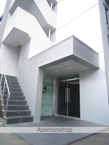 レジデンス札幌北18条の玄関写真