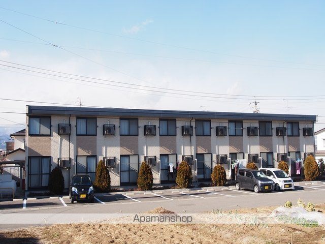 レオパレスナイアガラIIの外観写真