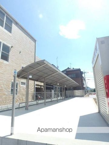 東武伊勢崎・大師線 越谷駅 徒歩17分 3階建 築10年の外観写真
