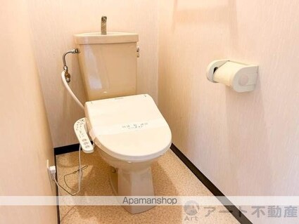 グラフティ桑原[1LDK/36m2]のトイレ