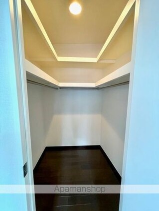 レジディア三軒茶屋Ⅱ[2LDK/64.01m2]の収納