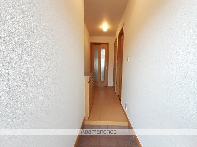 キャビン E68の内装写真