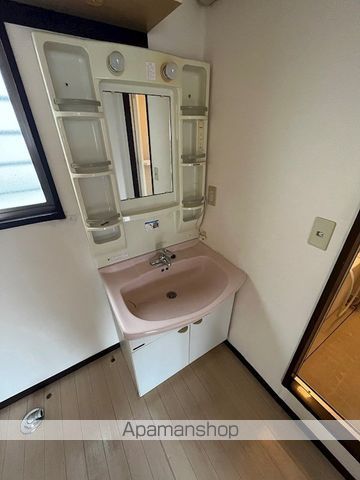 アーバン保城の内装写真