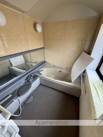 黒部市植木170戸建の内装写真