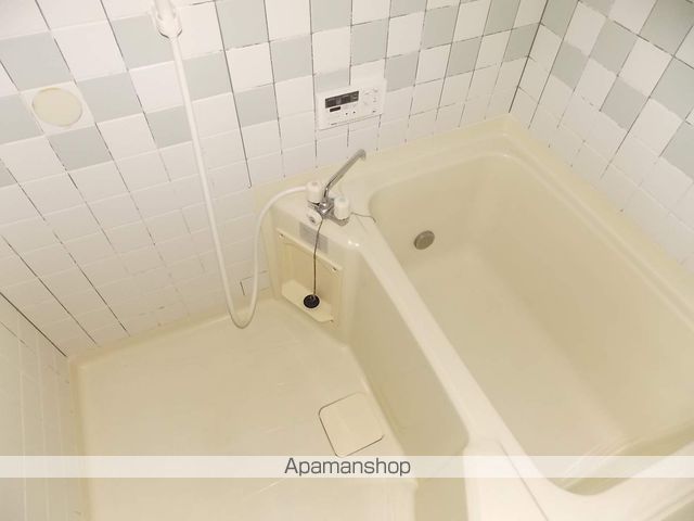 メイクウオーム山名の内装写真