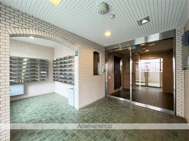 ハイタウン多摩川ナンバー2の玄関写真