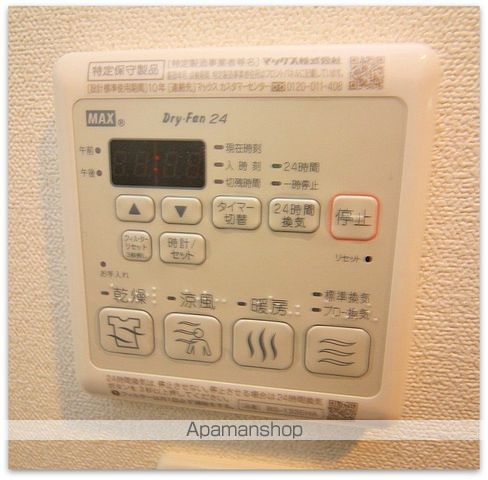 エスキュート京町堀の内装写真