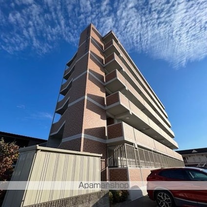 グラン・シュトラーセＵ２１[1LDK/42.94m2]の外観2