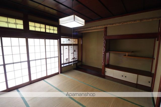 あいの風とやま鉄道 小杉駅 徒歩42分 2階建 築41年の内装写真
