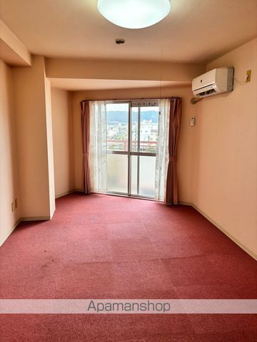 スカイハイツ三木町の内装写真