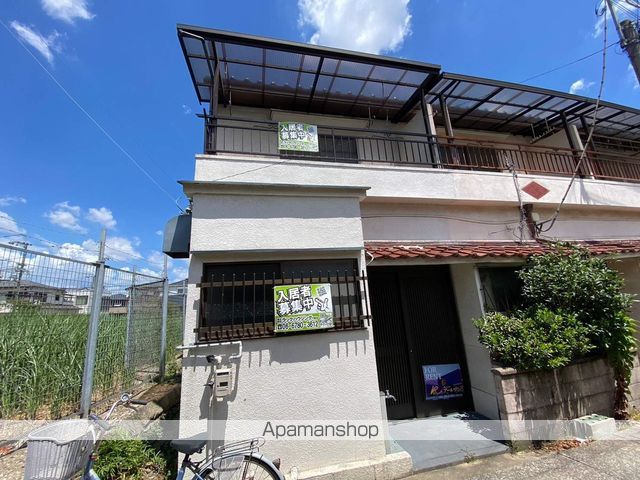 門真市城垣町貸家の外観写真