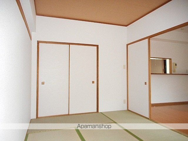 グリーンパレス石川の内装写真