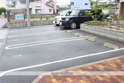 プルメリア[1LDK/44.52m2]の駐車場