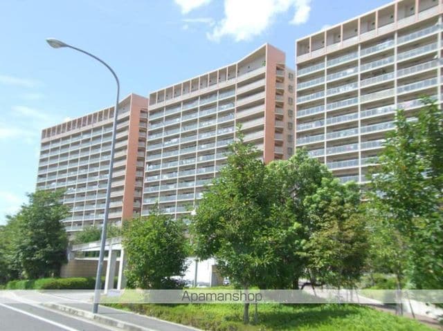 リバティパーク枚方A棟の外観写真
