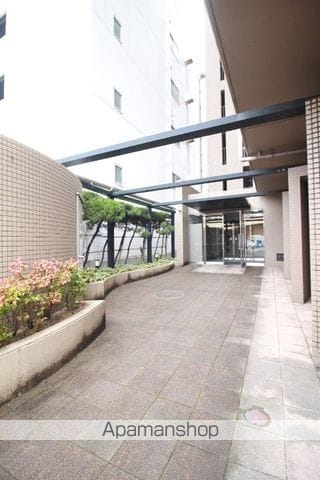 クレストシティ中井町の玄関写真