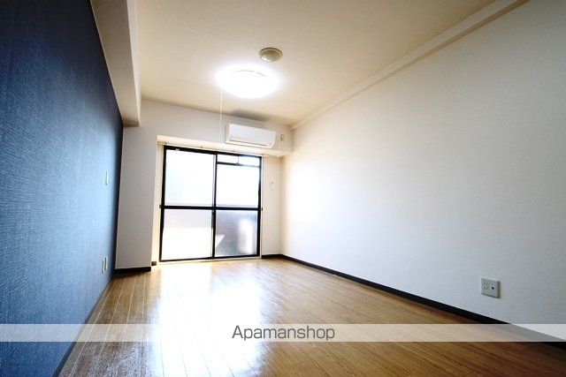 マイルド新大阪レジデンス3号館の内装写真