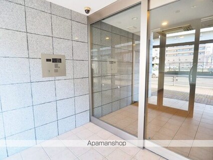 ジェイ・エス・ティ横浜東[1R/40.6m2]のエントランス