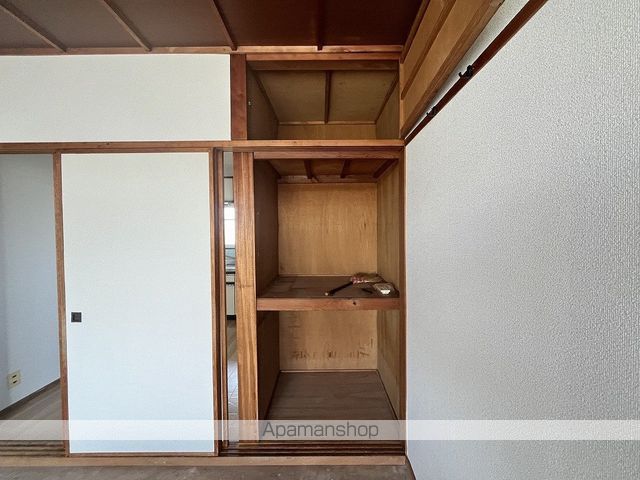 章マンションの内装写真