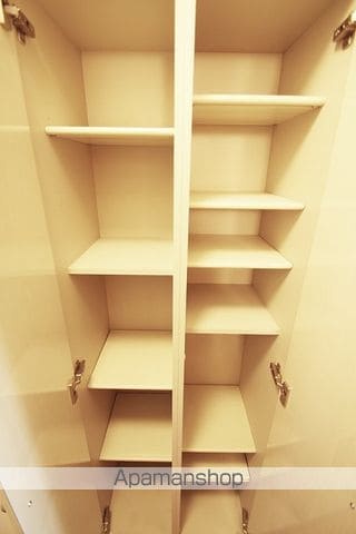 ヴィルラフィーネ東新宿の内装写真
