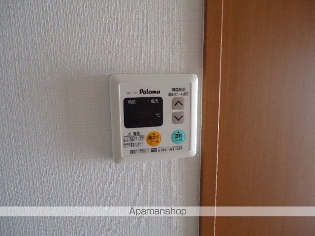メゾン・ルミナスIIIの内装写真