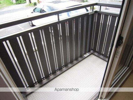 モナリエ多治米[1R/33.61m2]のバルコニー