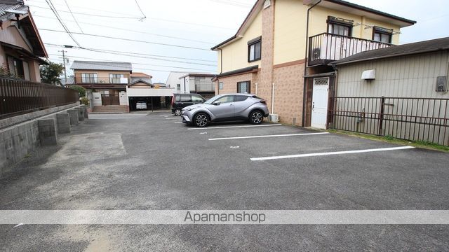 ハイツトリイA棟の外観写真