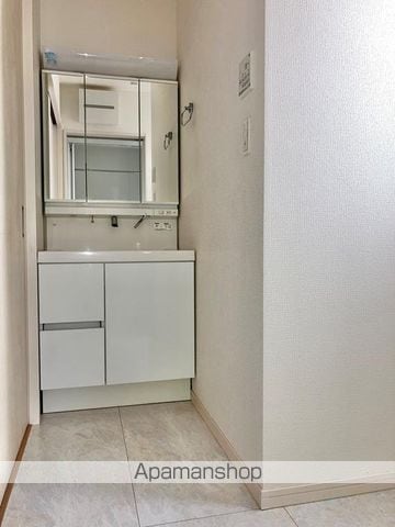 detached 東京都江東区亀戸４丁目11-27

地図を見る