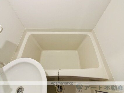 レオパレス松山保免[1K/20.81m2]のバス