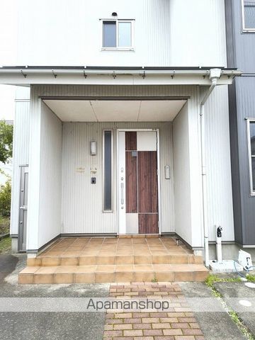 内野戸中才貸家の外観写真